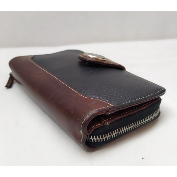 Dooney & Bourke Black Pebbled Lether Credit Card Zip Around Bifold Wallet - Picture 5 of 16